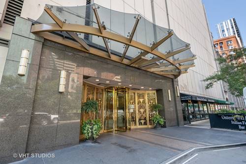 111 E Chestnut Unit 31H, Chicago, IL 60611