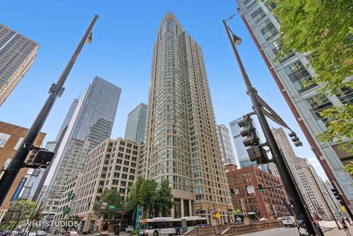 345 N LaSalle Unit 402, Chicago, IL 60654