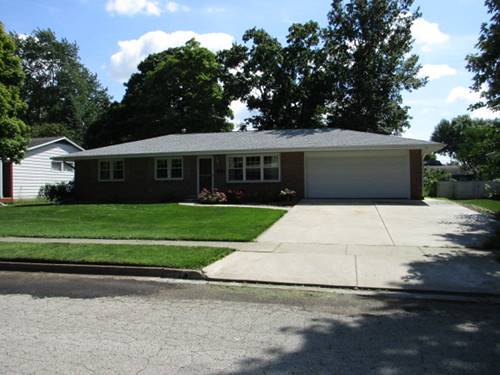 1209 Riordan, Normal, IL 61761