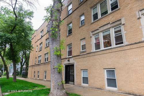 3652 W Belle Plaine Unit 204, Chicago, IL 60618