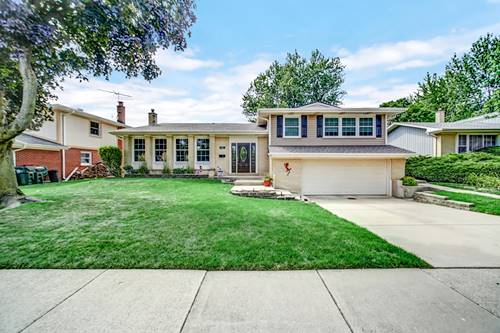 2022 N Pinetree, Arlington Heights, IL 60004