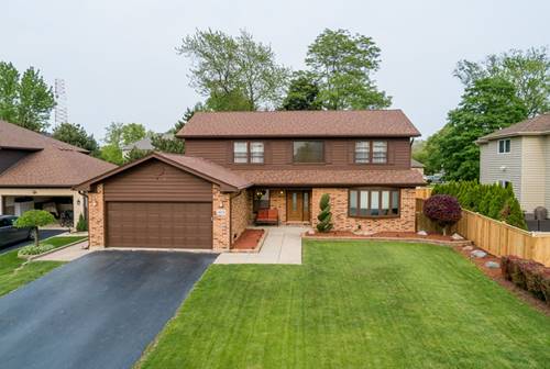 303 Eric, Mount Prospect, IL 60056