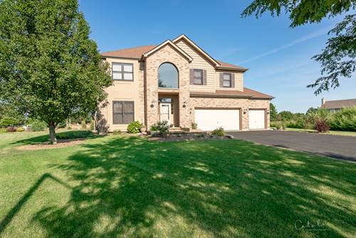 10 Wintergreen, Algonquin, IL 60102