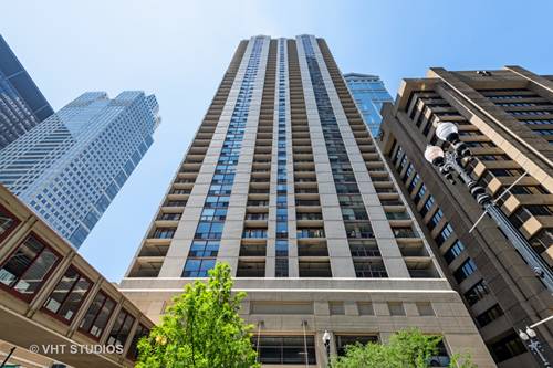 200 N Dearborn Unit 3801-02, Chicago, IL 60601