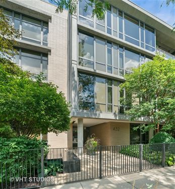 432 W Grant Unit 1E, Chicago, IL 60614