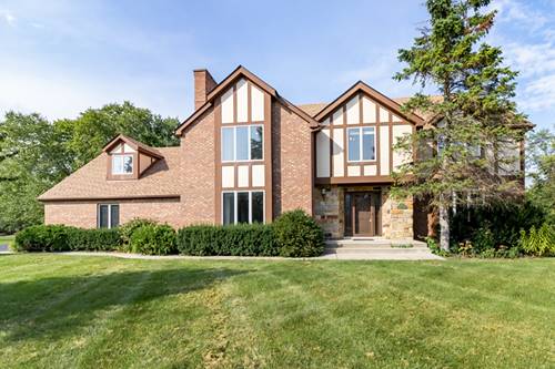 4 Tewkesbury, South Barrington, IL 60010