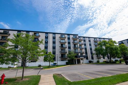 9731 N Fox Glen Unit 5K, Niles, IL 60714