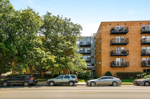 2501 W Bryn Mawr Unit 305, Chicago, IL 60659