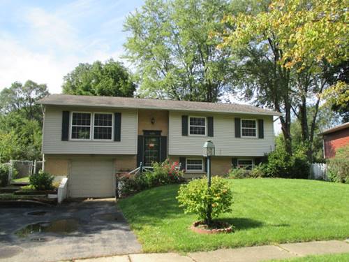 1051 Princeton Circle, Hanover Park, IL 60133