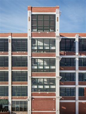 4000 W Diversey Unit 543, Chicago, IL 60647