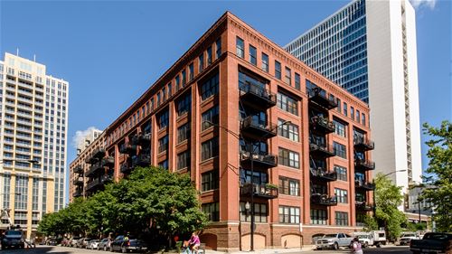 520 W Huron Unit 510, Chicago, IL 60654