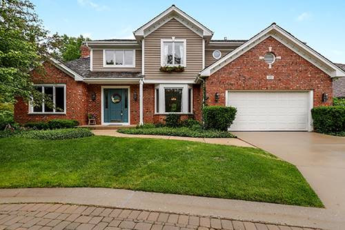 327 Carriage Hill, Libertyville, IL 60048