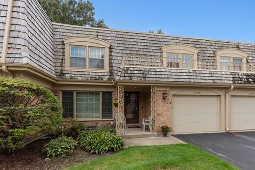 2S676 Avenue Normandy  W, Oak Brook, IL 60523