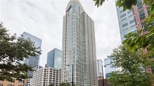 345 N La Salle Unit 1410, Chicago, IL 60654