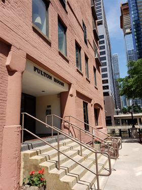 345 N Canal Unit 1404, Chicago, IL 60606