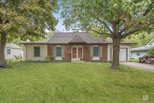 128 W Circle, Montgomery, IL 60538