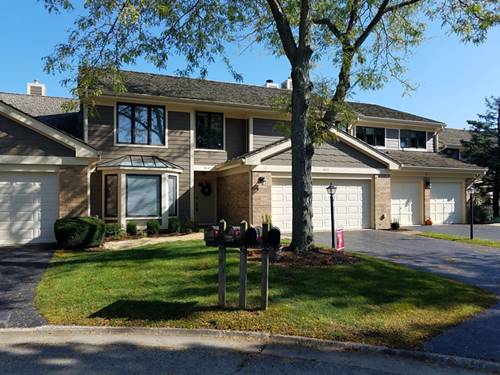 813 Maywood Unit 813, Libertyville, IL 60048