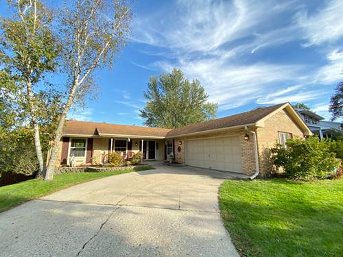 1203 Roxbury Close, Rockford, IL 61107