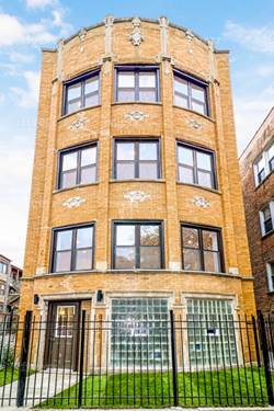 6711 S Paxton, Chicago, IL 60649