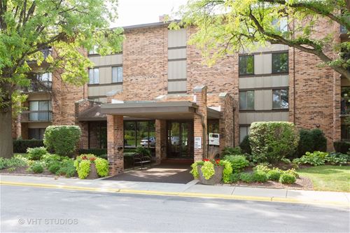 301 Lake Hinsdale Unit 304, Willowbrook, IL 60527