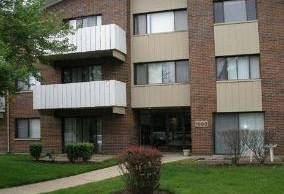 1000 Bayside Unit 114, Palatine, IL 60074