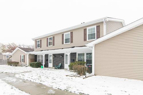 1302 Kingsbury Unit D, Hanover Park, IL 60133