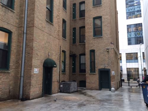 805 N Wabash Unit 2W, Chicago, IL 60611