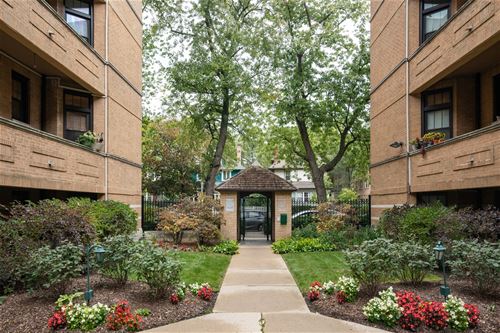 1339 W Lunt Unit 1N, Chicago, IL 60626