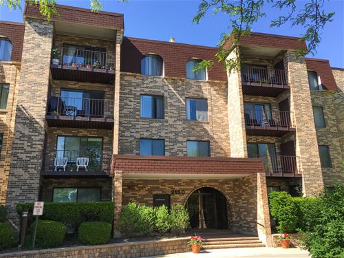 2150 Valencia Unit 203, Northbrook, IL 60062