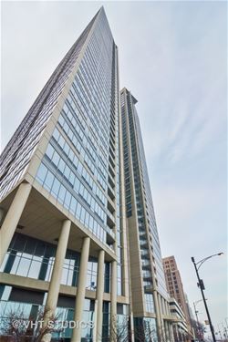 600 N Lake Shore Unit 707, Chicago, IL 60611