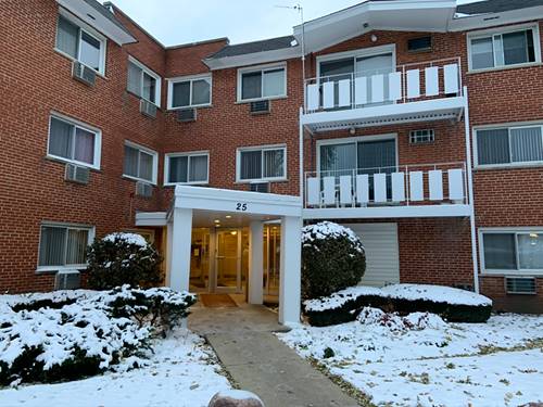 25 E Palatine Unit 103, Arlington Heights, IL 60004