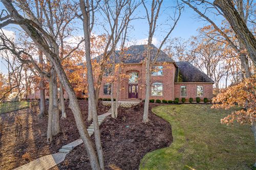 5N130 Dover Hill, St. Charles, IL 60174