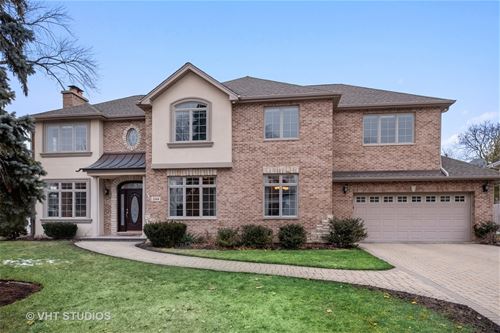 2144 Robincrest, Glenview, IL 60025