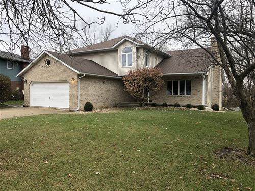 861 Knottingham, Ottawa, IL 61350