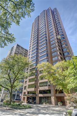 1410 N State Unit 19A, Chicago, IL 60610