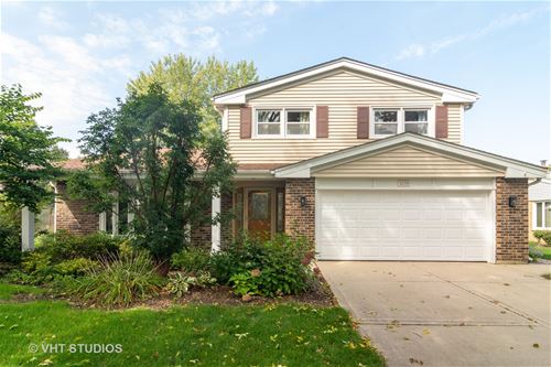 3039 N Huntington, Arlington Heights, IL 60004