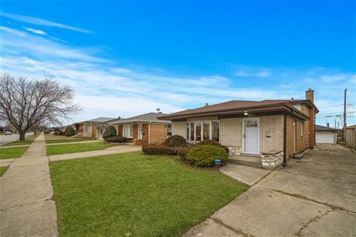 361 Saginaw, Calumet City, IL 60409