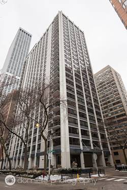 222 E Pearson Unit 2005, Chicago, IL 60611