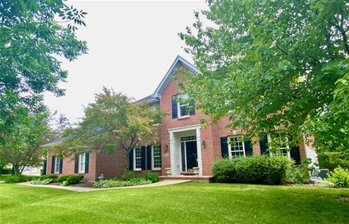 2812 Breckenridge, Naperville, IL 60565