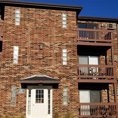 1148 Cedar Unit 3B, Glendale Heights, IL 60139