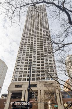 1030 N State Unit 44M, Chicago, IL 60610