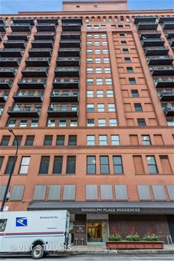 165 N Canal Unit 923, Chicago, IL 60606