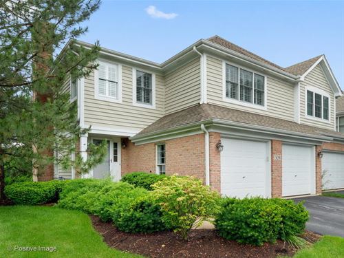 308 Roscommon, Glen Ellyn, IL 60137