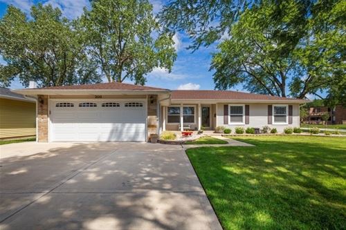 200 Kingsbridge, Elk Grove Village, IL 60007