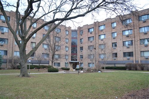 5358 N Cumberland Unit 213, Chicago, IL 60656