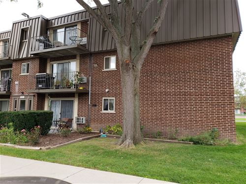 570 Fairway View Unit 4-1H, Wheeling, IL 60090