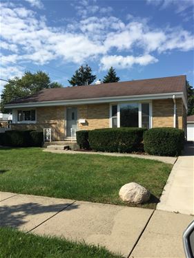 2344 Sherwood, Westchester, IL 60154