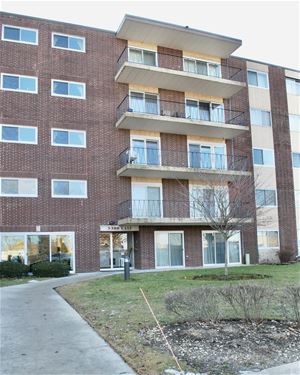 5300 Walnut Unit 14E, Downers Grove, IL 60515