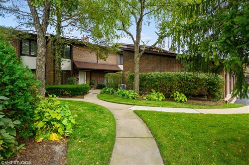 1081 Deerfield, Highland Park, IL 60035