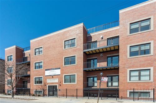 4812 W Montrose Unit 303, Chicago, IL 60641